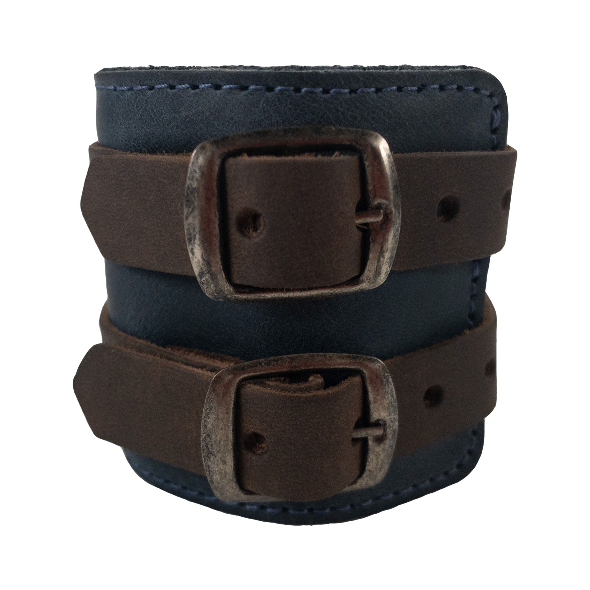 Hide & Drink's Wrist-Wallet-Cuff demonstrates the beauty of Full Grain Leather construction. This rustic leather bracelet includes a hidden pouch for bills and an inner zippered pouch, making it highly functional. Handmade in La Antigua Guatemala & Oaxaca Mexico, showcasing dedication to artisan quality.