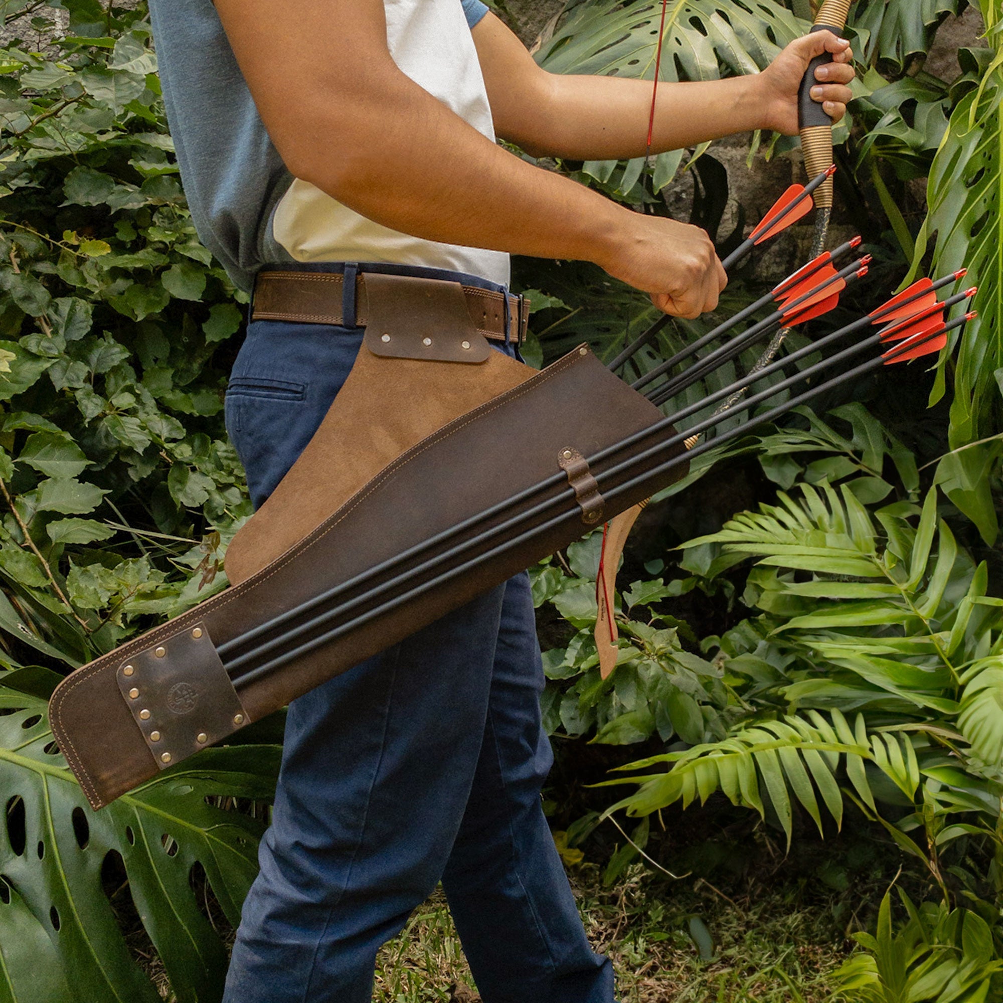 Archery Hip Quiver with Phone Slot - Stockyard X 'The Leather Store'