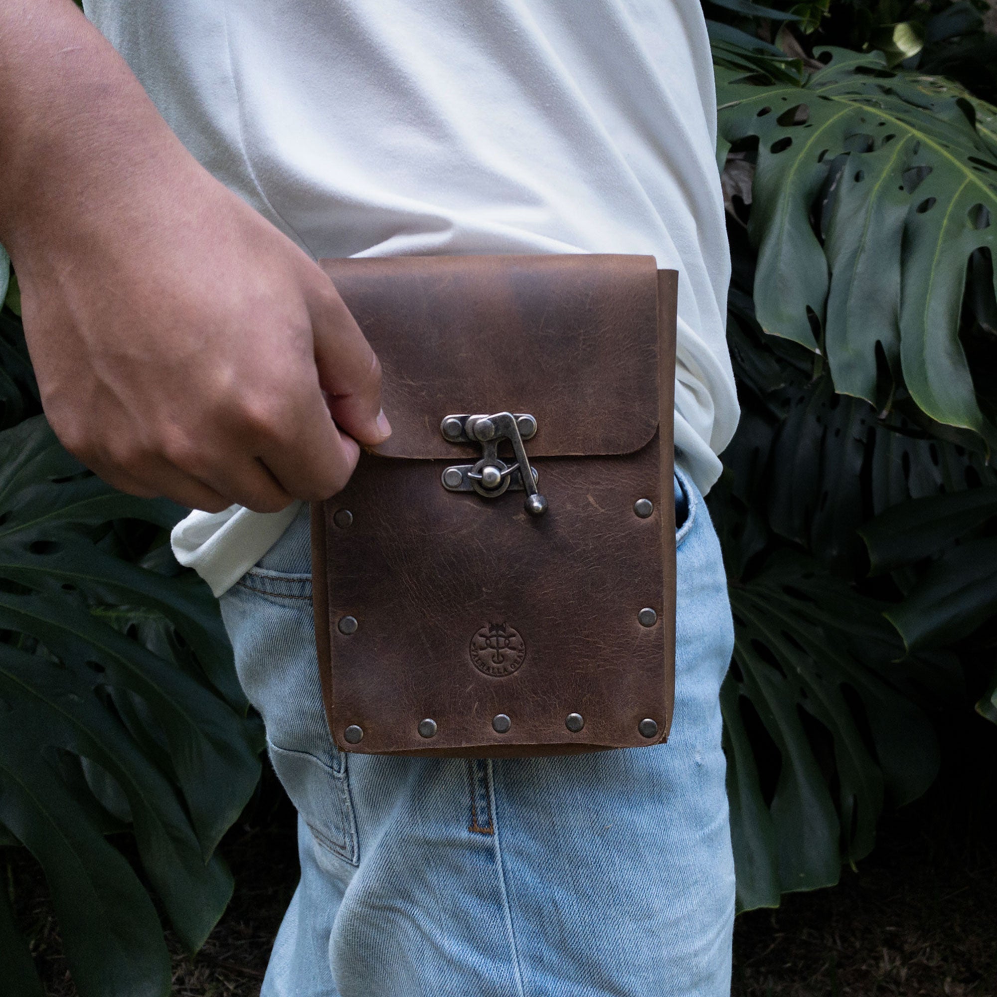Rectangular Riveted Belt Pouch - Stockyard X 'The Leather Store'