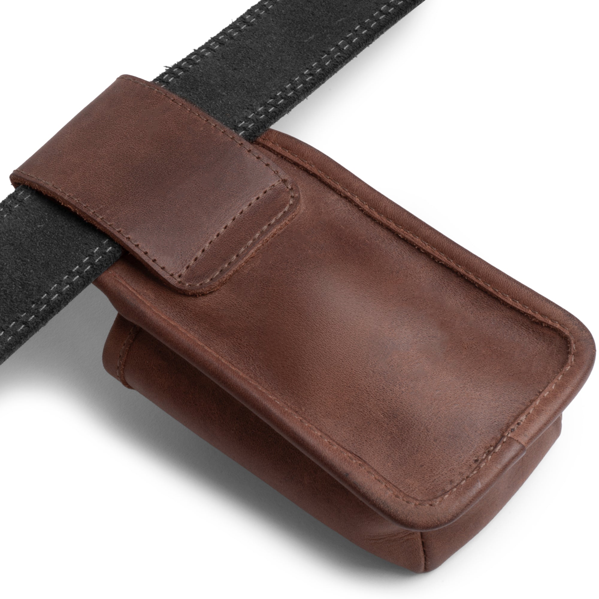 Back view of the Heavy Duty Hide Radio Case, showcasing its full grain leather craftsmanship. This walkie talkie belt holster allows for easy access and smart storage of two-way radios. A perfect addition to your tactical accessories, made by artisans in La Antigua Guatemala and Oaxaca Mexico.