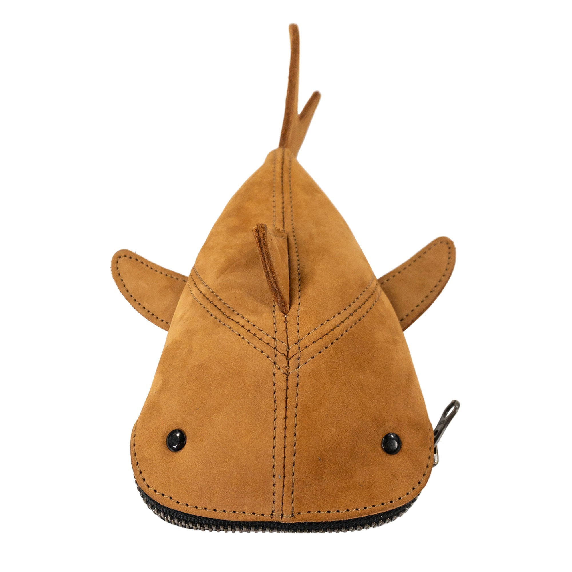 Top view of the green Leather Shark Pouch from Hide & Drink, showing its unique structure. This zippered case is suitable for organizing various items like pens or change, serving as a shark shaped pencil purse. Handmade in La Antigua Guatemala & Oaxaca Mexico from full grain leather, it demonstrates small batch artisan production.