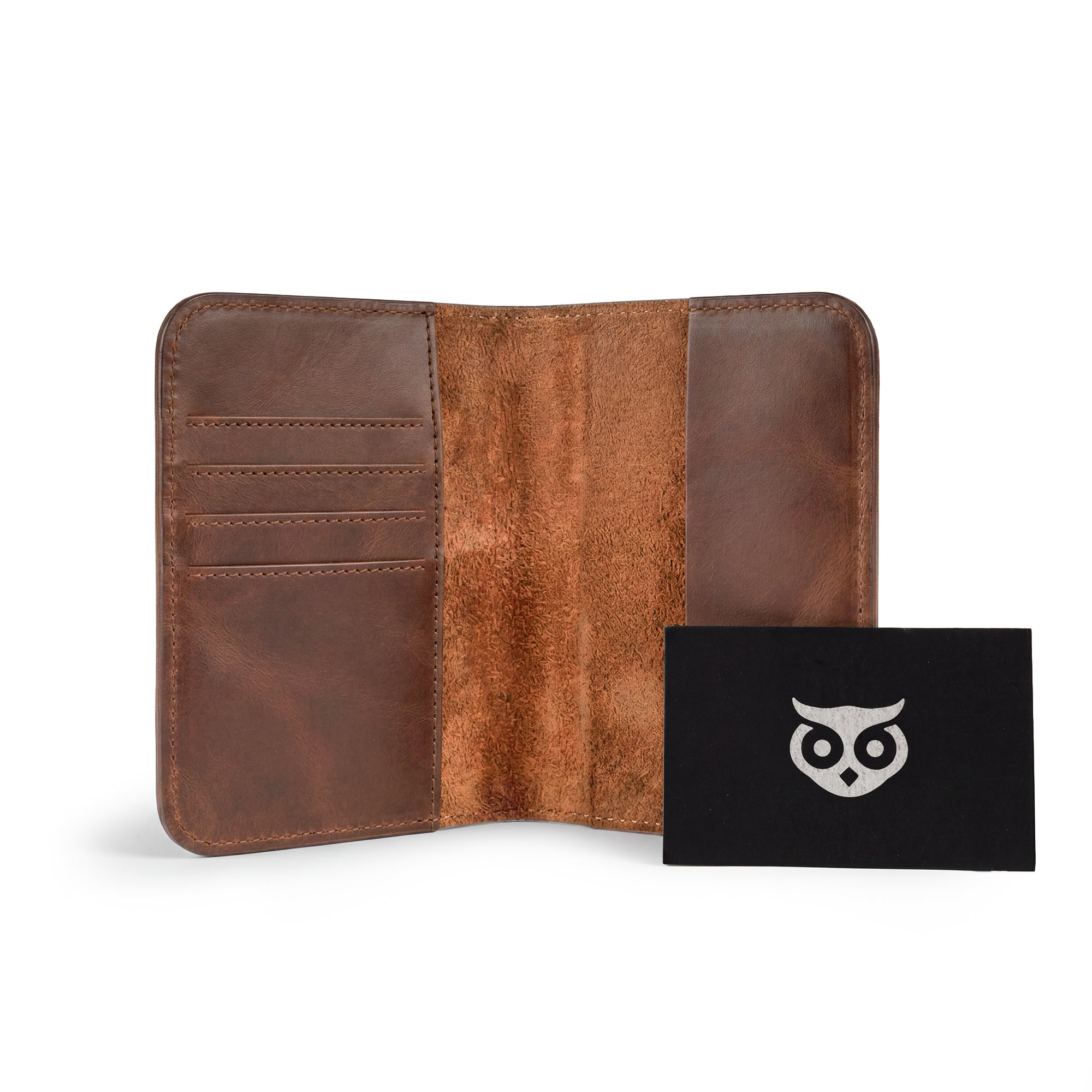 Full view of the Hide & Drink Travel Wallet displaying its stunning finish. This travel wallet serves as an essential bifold passport case and money holder, handcrafted with care in La Antigua Guatemala.