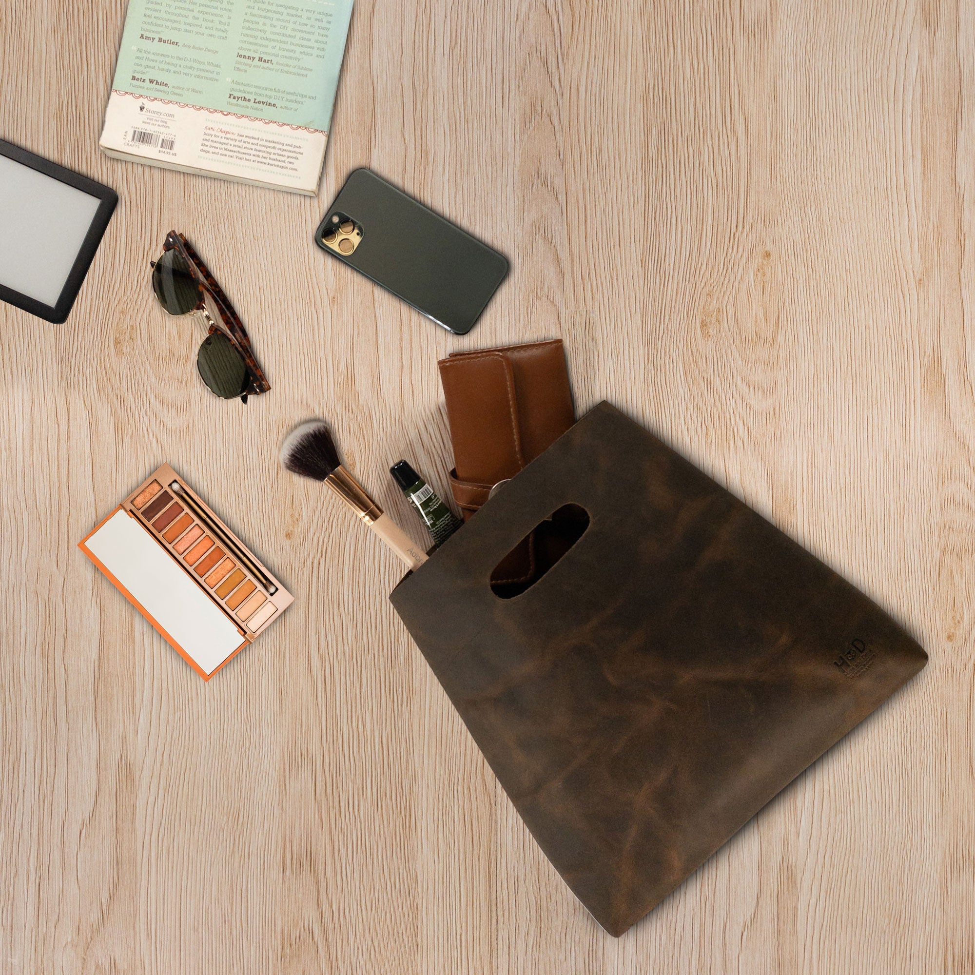 Minimalist Handbag XL - Stockyard X 'The Leather Store'