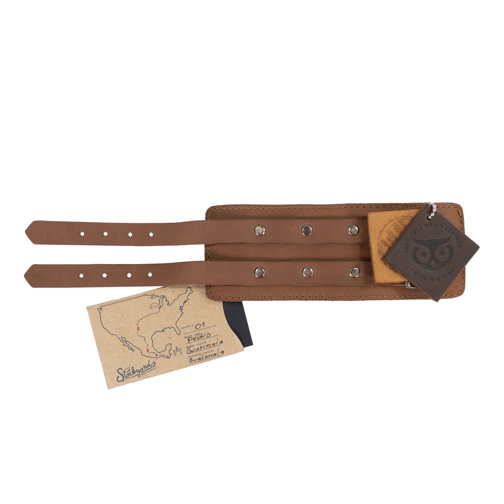 An elegant view of Hide & Drink's Wrist-Wallet-Cuff crafted from Full Grain Leather. This rustic leather bracelet boasts a hidden pouch for bills and an inner zippered pouch, perfect for the organized individual. Each handcrafted piece is made in La Antigua Guatemala & Oaxaca Mexico, emphasizing artisan quality and care.