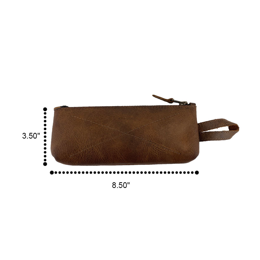 Hide & Drink's X Stitched Case, featuring a zipper closure for secure storage, is an essential item for organizing cables and utensils. This full grain leather piece is artisan-crafted, ensuring a unique touch with every purchase made in La Antigua Guatemala and Oaxaca, Mexico.