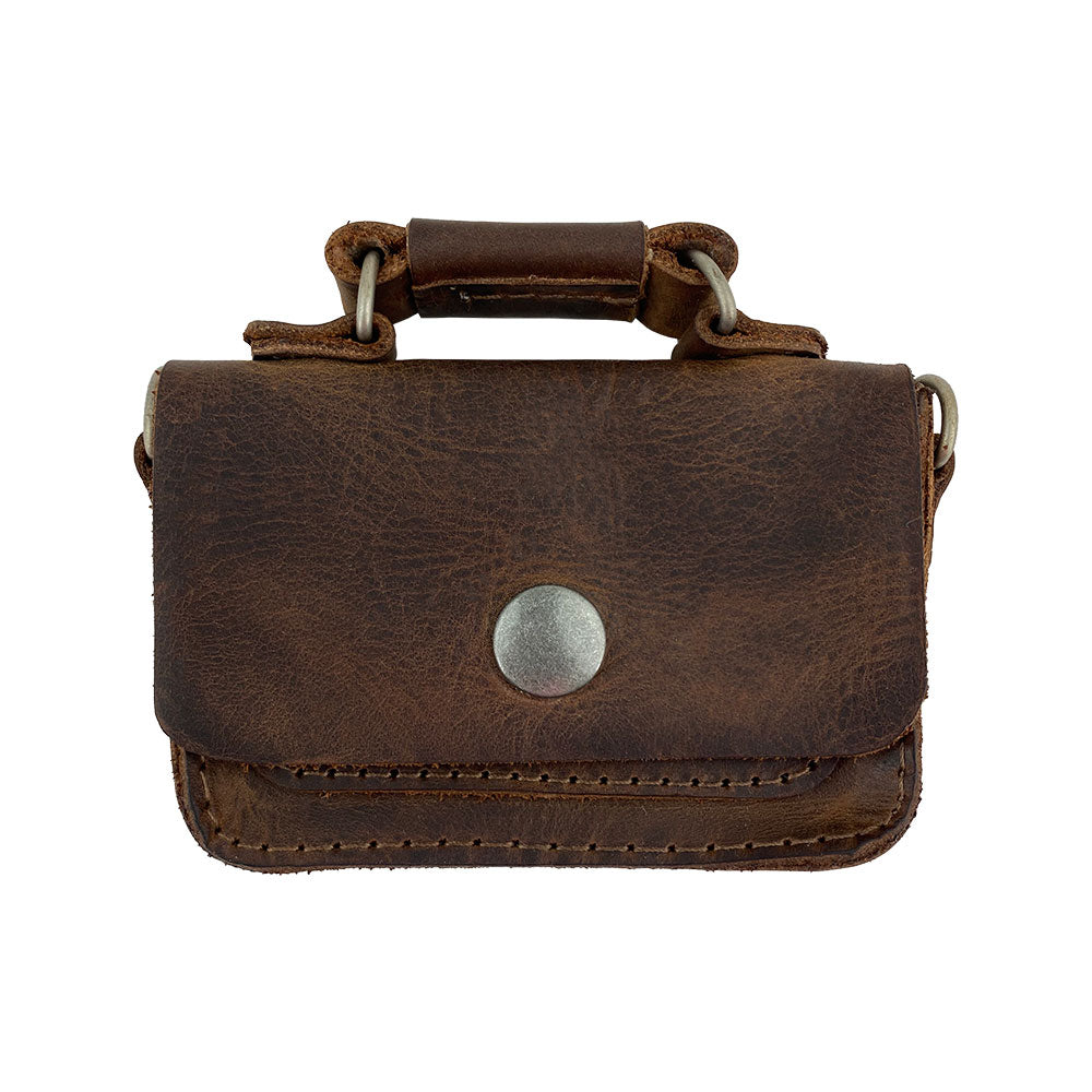 Hide & Drink's Card Holder Briefcase Style, a Mini Briefcase Card Holder crafted from Full Grain Leather, designed to hold up to 10 cards plus folded bills. This artisan case serves as a cash organizer, showcasing small batch production and handmade quality from La Antigua Guatemala & Oaxaca Mexico.