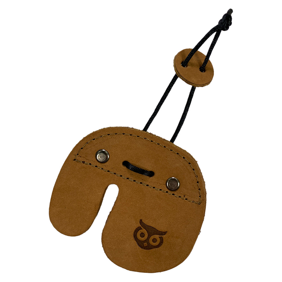 The Right Handed Archery Finger Protector by Hide & Drink features a unique design in tan full grain leather, crafted as a protective gear for archers. This archery finger tab serves as an essential protect guard for recurve bows during shooting practice. Artisan-made in La Antigua Guatemala, it incorporates hand-cut and hand-sewn craftsmanship, emphasizing its small batch production.