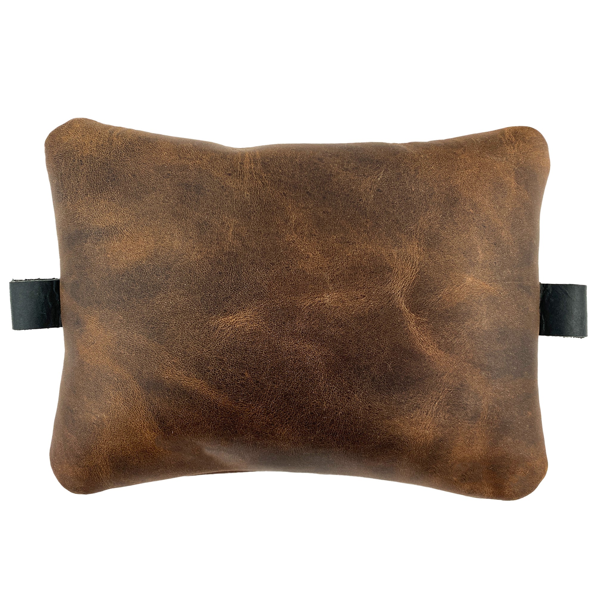 The back view of the EDC Zippered Pouch by Valhalla Gear, highlighting its rich full grain leather texture. Ideal for an accessory bag to store essentials and small personal items or tools, crafted with care in small batch production. Each piece is hand cut and sewn by artisans in La Antigua Guatemala.