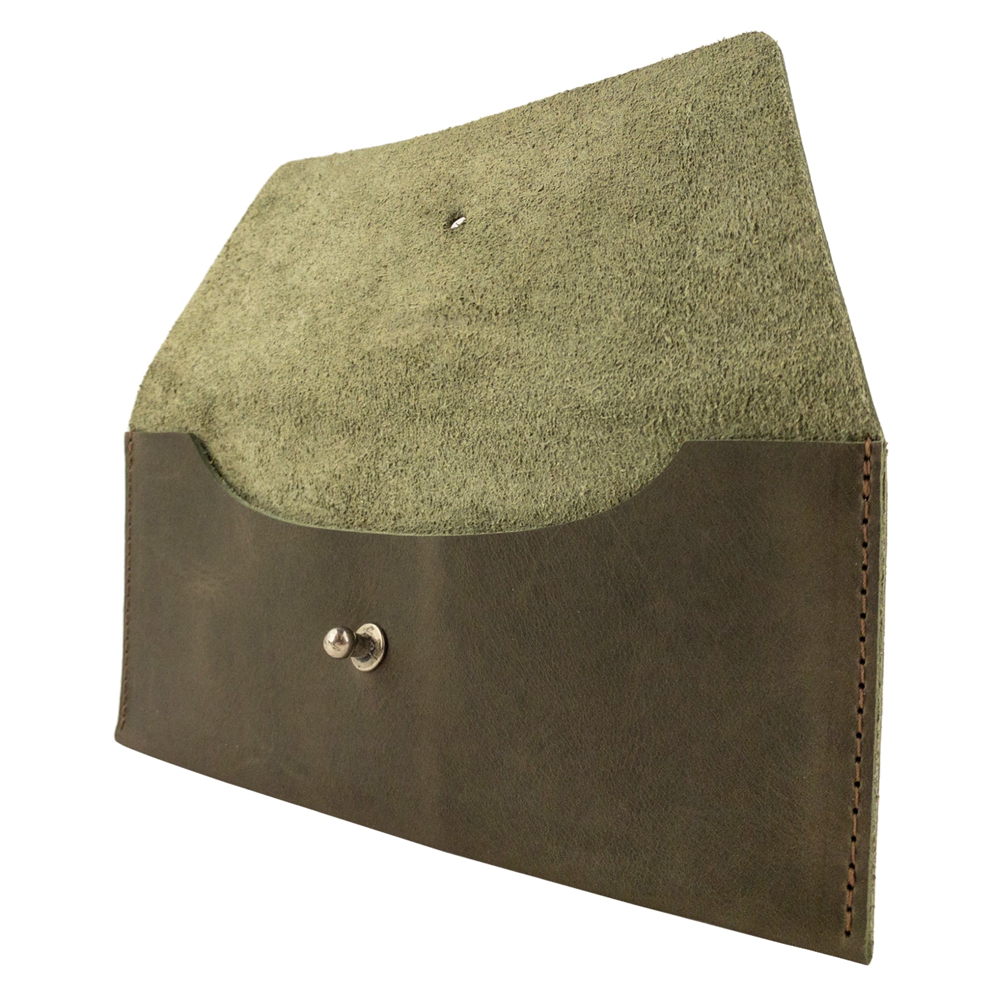 Side view of the Long Utility Pouch in green leather by Hide & Drink, underlining its handmade construction. A stylish wallet for carrying essentials like cash and coins.