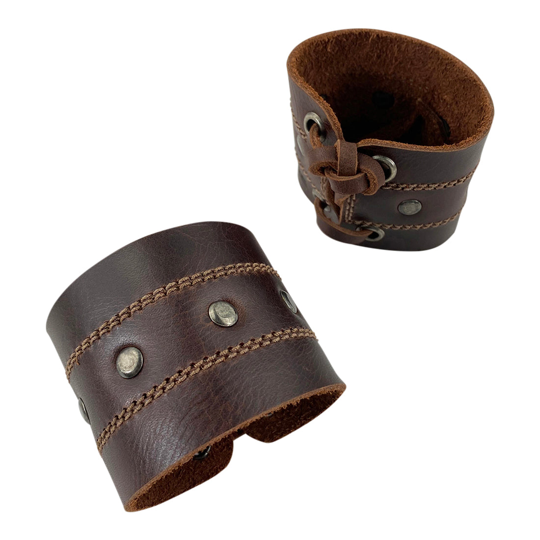 Another view of the Men's Wristband by Hide & Drink, underlining its durable design and stylish elements. This handmade accessory is crafted from full grain leather, ideal for celebrating craftsmanship and uniqueness. Men's Wristband Handmade, Full Grain Leather, StockyardX, Small Batch Production, Hand Cut, Hand Sewn, Fire Branded, Artisan, Handmade in La Antigua Guatemala & Oaxaca Mexico.