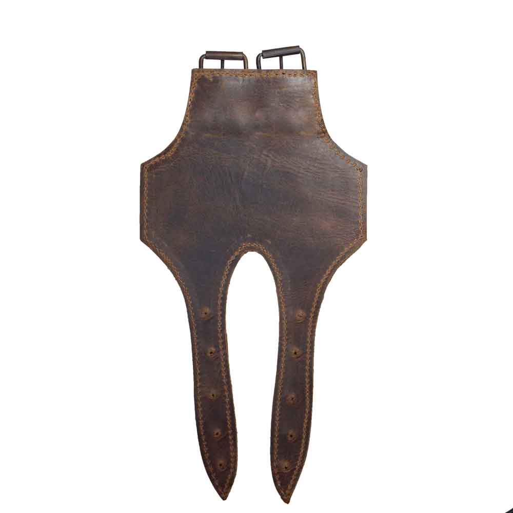 Another angle of the Hide & Drink Six-Pack Cinch, showcasing its durable Full Grain Leather construction. This handmade Bicycle Beer Carrier is perfect for securing your six-pack while cycling, combining style and function from artisans in La Antigua Guatemala & Oaxaca Mexico.