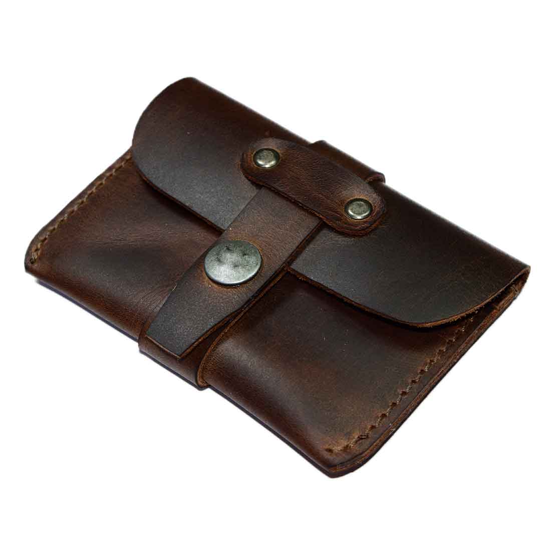 Hide & Drink's Credit Card Holder displayed, showcasing a stylish compact design made from Full Grain Leather, perfect for minimalist front pocket storage. Ideal for coins or cards, this small batch production item is hand cut and sewn, embodying artisan craftsmanship from La Antigua Guatemala.
