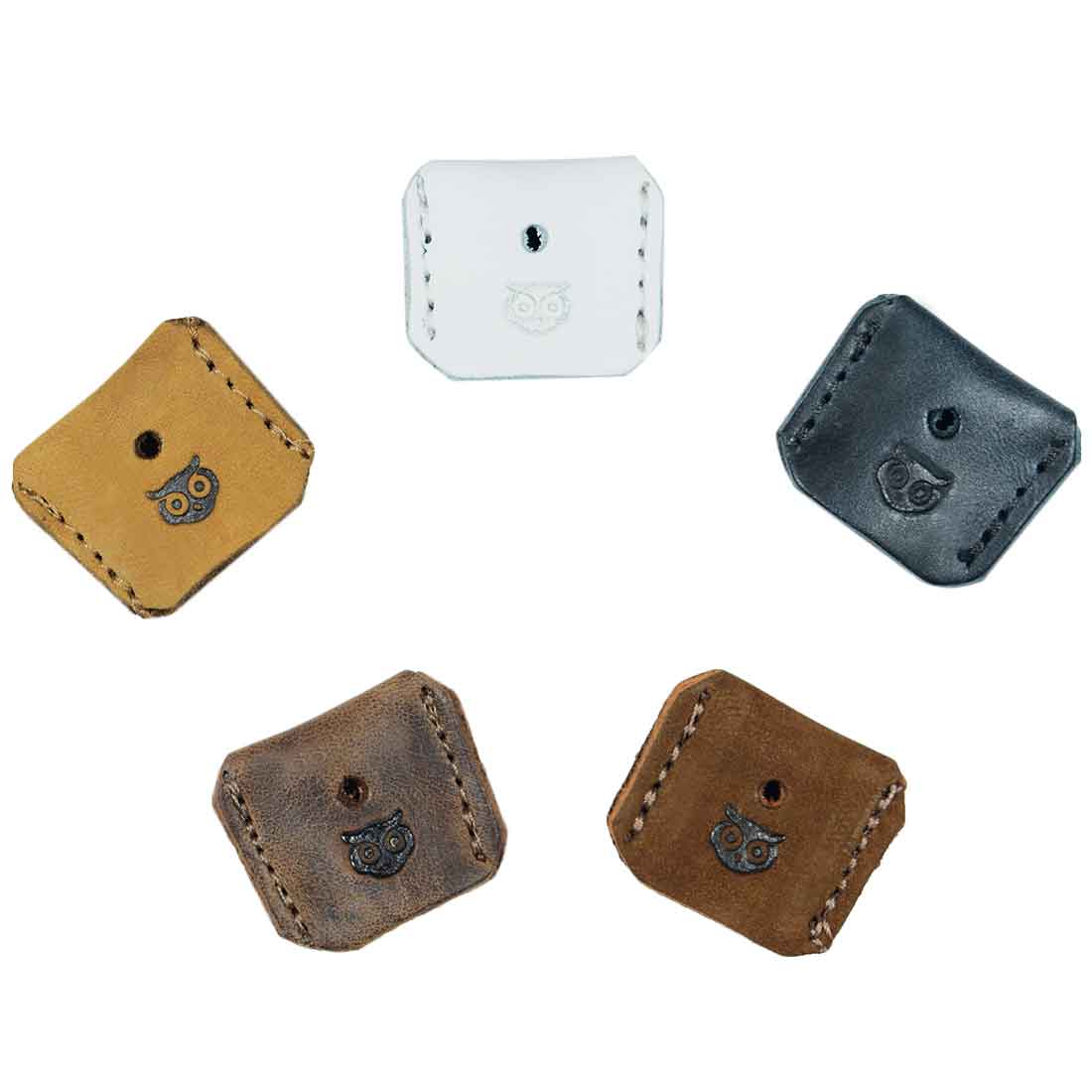 Set of 5 Artisan Key Covers by Hide & Drink, made from durable full grain leather. These key sleeves are perfect key protectors, showcasing small batch production with careful hand cut and hand sewn craftsmanship. Ideal for adding style to your keys, made in La Antigua Guatemala & Oaxaca Mexico.
