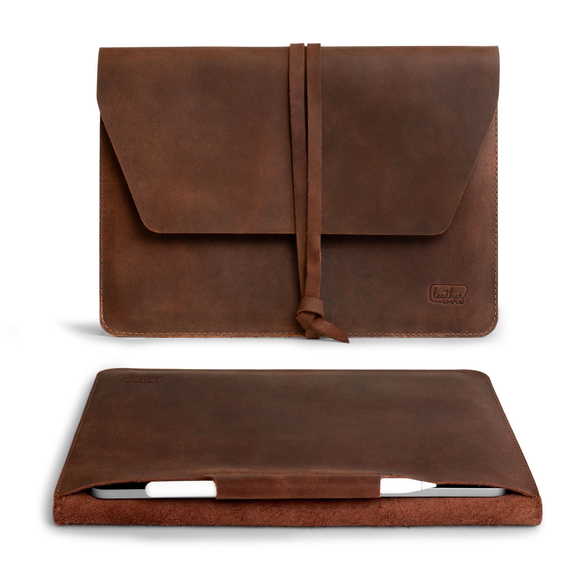 Leather Worx Envelope 11-inch Tablet Cover showcasing an elegant brown design, perfect for the iPad Air 11 Inch Case Leather (2024), featuring a pencil slot for the Apple Pencil. This durable envelope sleeve combines full grain leather craftsmanship, making it an ideal cover for protection and productivity for the 5th Generation Tablet with M2 Chip. Handmade in La Antigua Guatemala & Oaxaca Mexico, this artisan product is part of a small batch production, showcasing hand cut and hand sewn details.