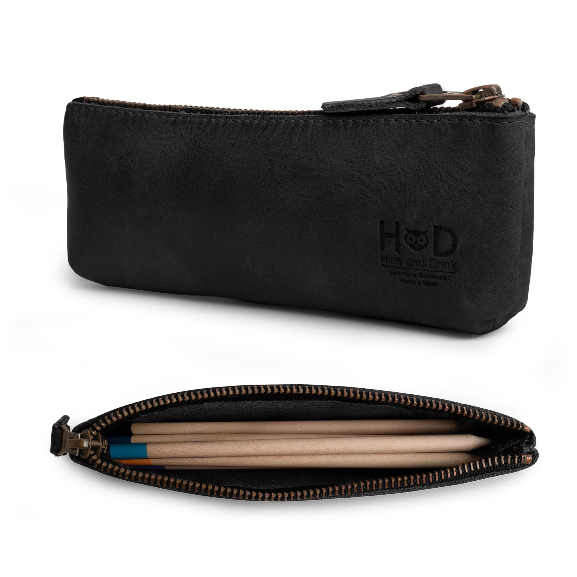 Hide & Drink Pencil Pouch shown in a sleek design, ideal for organizing pens and markers. With its full grain leather exterior and flat zippered style, this pencil pouch is perfect for both men and women, reflecting classic artisan craftsmanship made with care by local artisans in La Antigua Guatemala & Oaxaca Mexico.