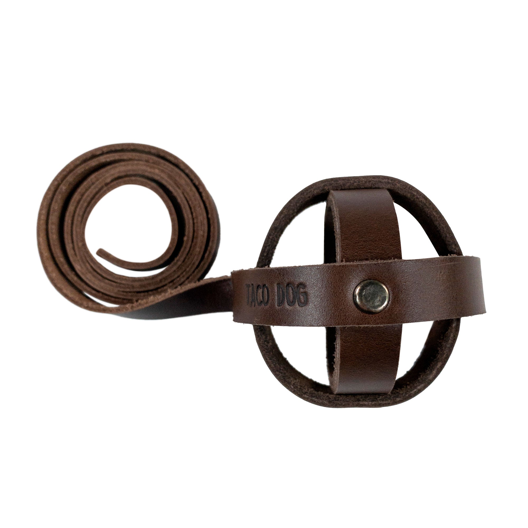 Taco Dog's Ball Toy with Strap for Cats, featuring a durable design made of full grain leather. Perfect for indoor play, this interactive ball toy is an ideal chasing pet toy. Artisan crafted in Antigua Guatemala, this handmade accessory is ideal for feline friends.