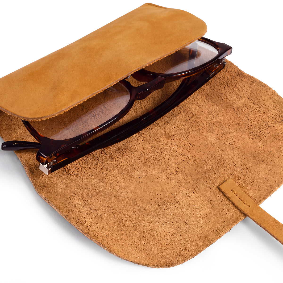 Hide & Drink Sunglass Wrap features beautiful full grain leather, combining style with protection for your eyewear. This eye glasses storage is perfect for travel, showcasing artisan craftsmanship and small batch production.