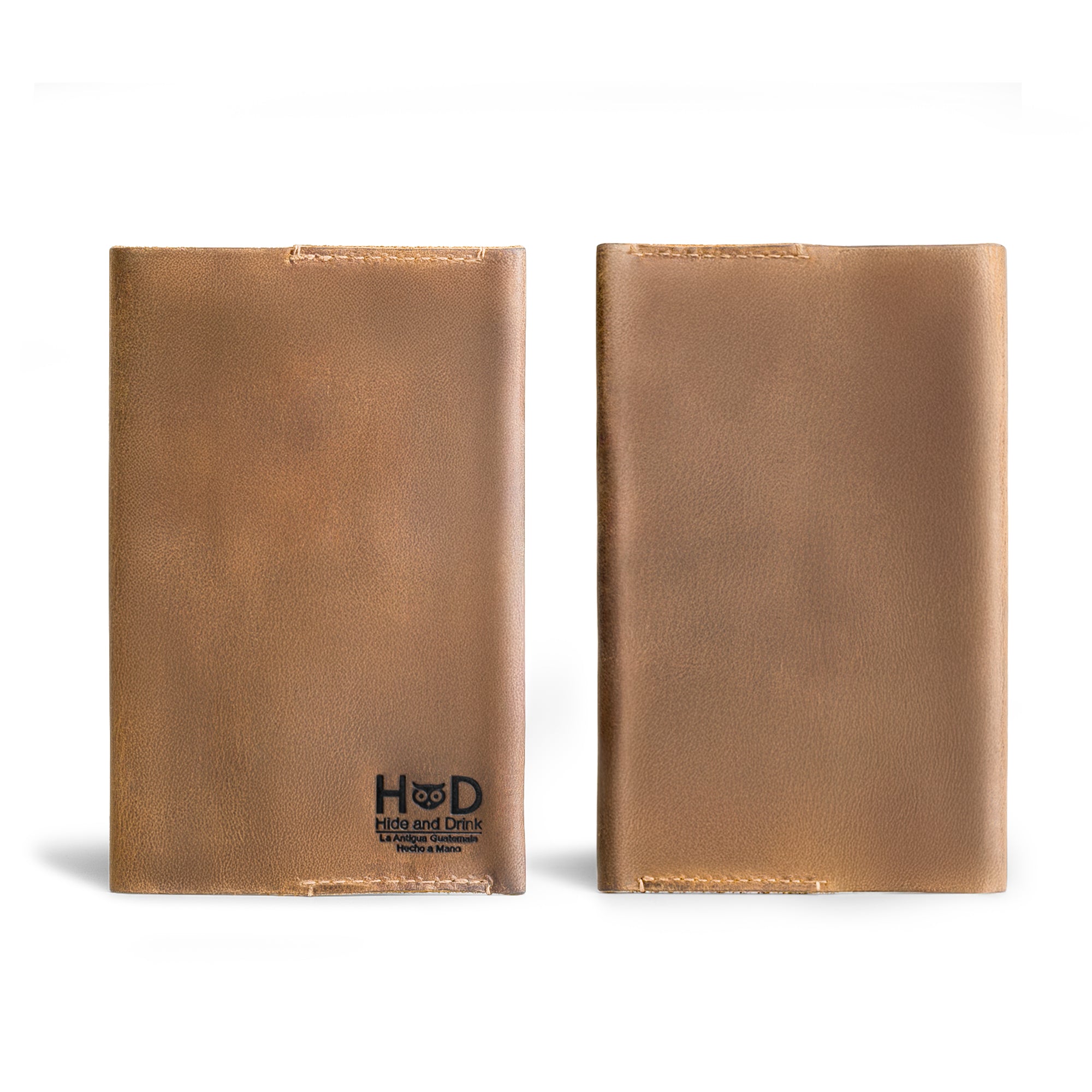 Hide & Drink Field Notes Cover with a stylish texture, this artisan pocket-sized memo books cover is compatible with Field Notes (3.5 x 5.5 in.) journal case, featuring a card slot, and handmade from premium full grain leather.