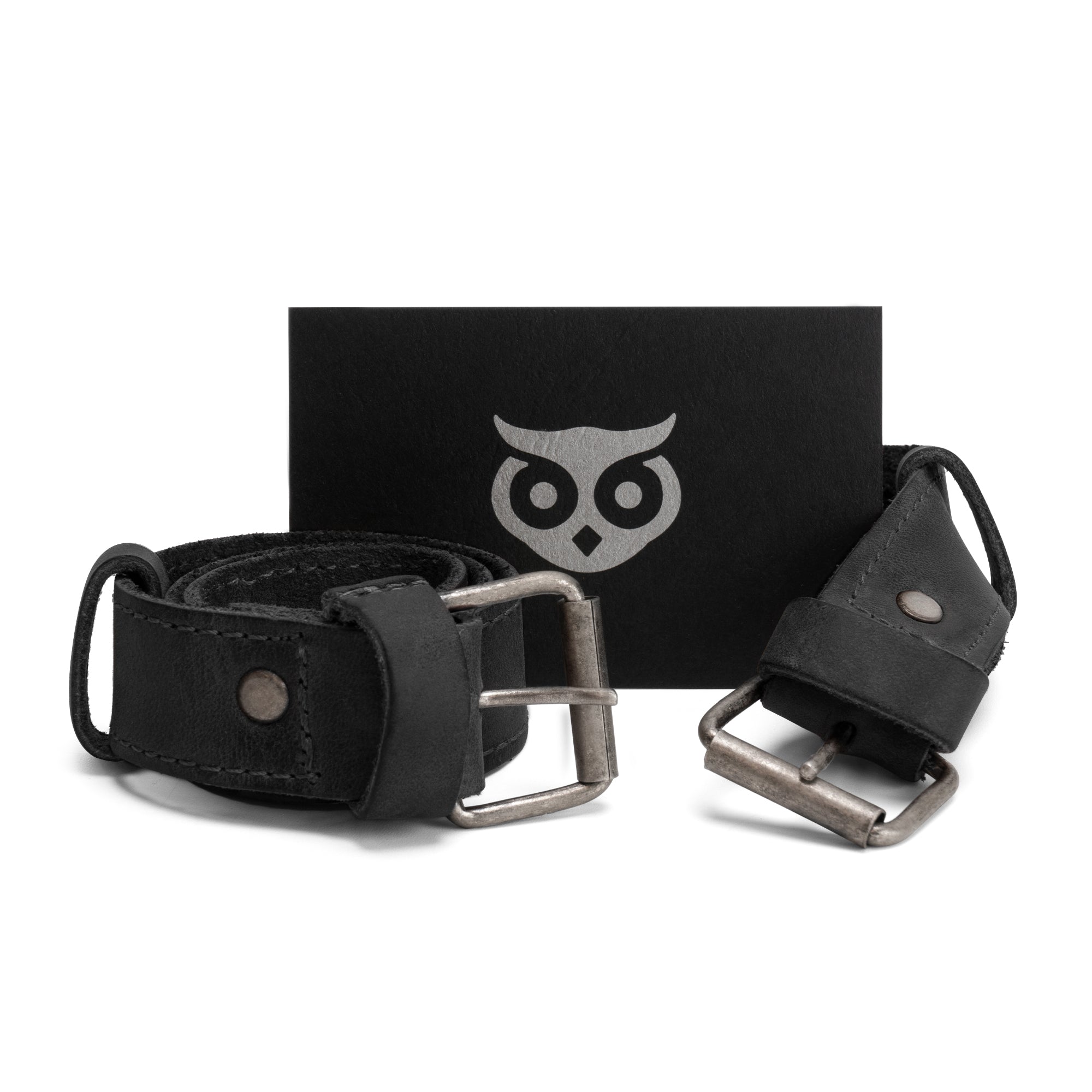 Bicycle Ankle Bands by Hide & Drink, presenting two Rustic Bicycle Ankle Bands with robust Brass Metal Buckles. These Adjustable Straps for Legs, made from quality Full Grain Leather, stand out as Vintage Gifts for Cyclists, handcrafted in La Antigua Guatemala.