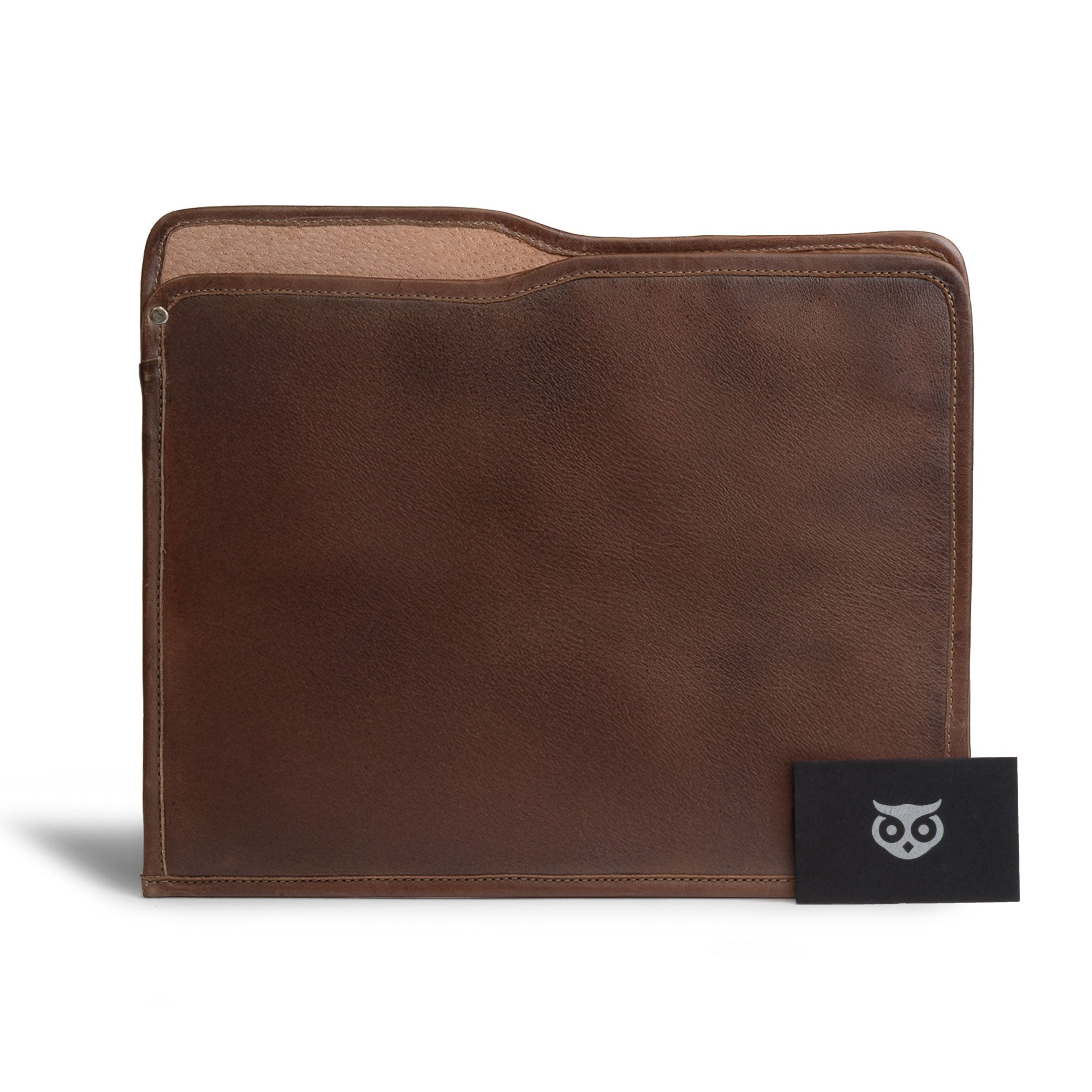 Back view of the Manila Folder by Hide & Drink, demonstrating its quality and style as a Document Holder. This Full Grain Leather accessory underscores the commitment to Small Batch Production and showcases the skill of artisans in La Antigua Guatemala and Oaxaca Mexico.