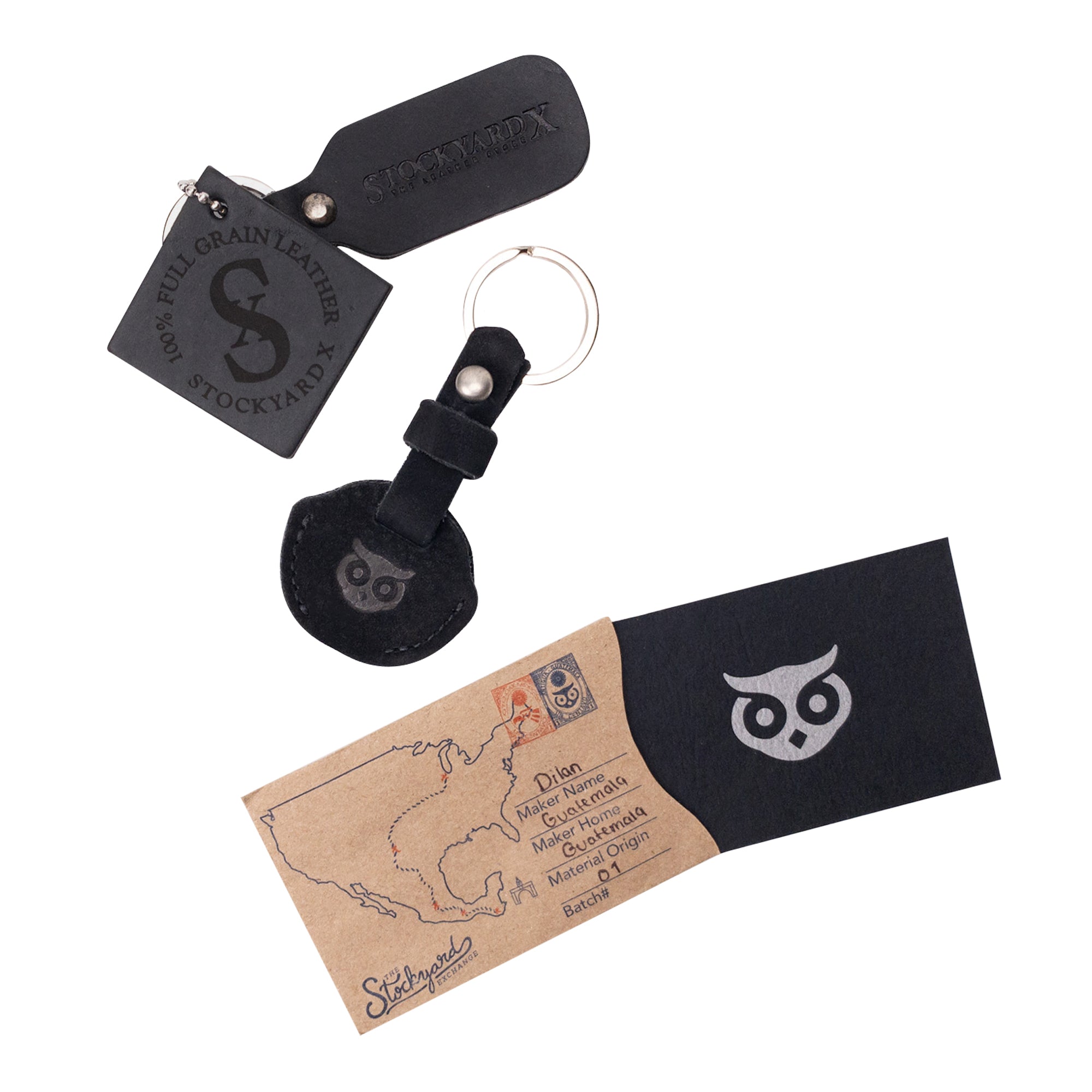 Hide & Drink Single Key Sleeve, featuring a vintage design key ring holder made from high-quality full grain leather. This artisan product, crafted by skilled artisans in La Antigua Guatemala, showcases small batch production.