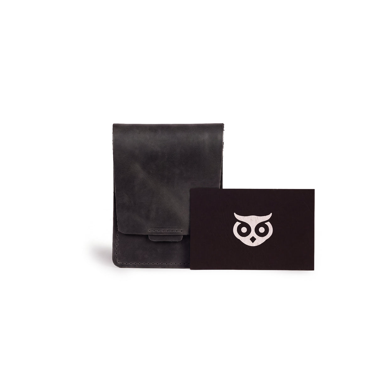 Hide & Drink Slim Card Holder showing pocket details, ideal for holding up to 4 cards and cash. This full grain leather wallet is artisan crafted, reflecting the handmade processes of small batch production in La Antigua Guatemala.