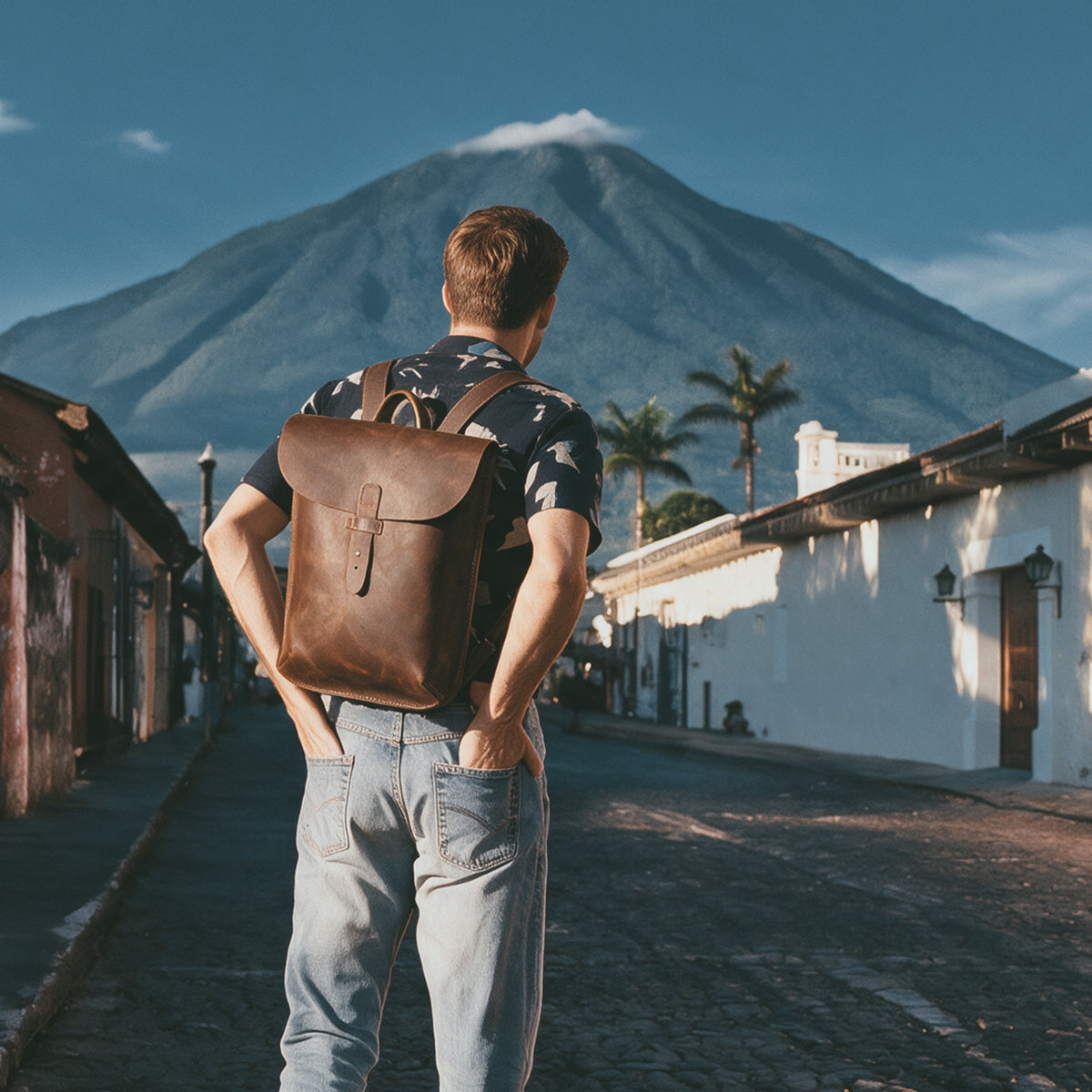 Rounded Laptop Backpack with Adjustable Straps