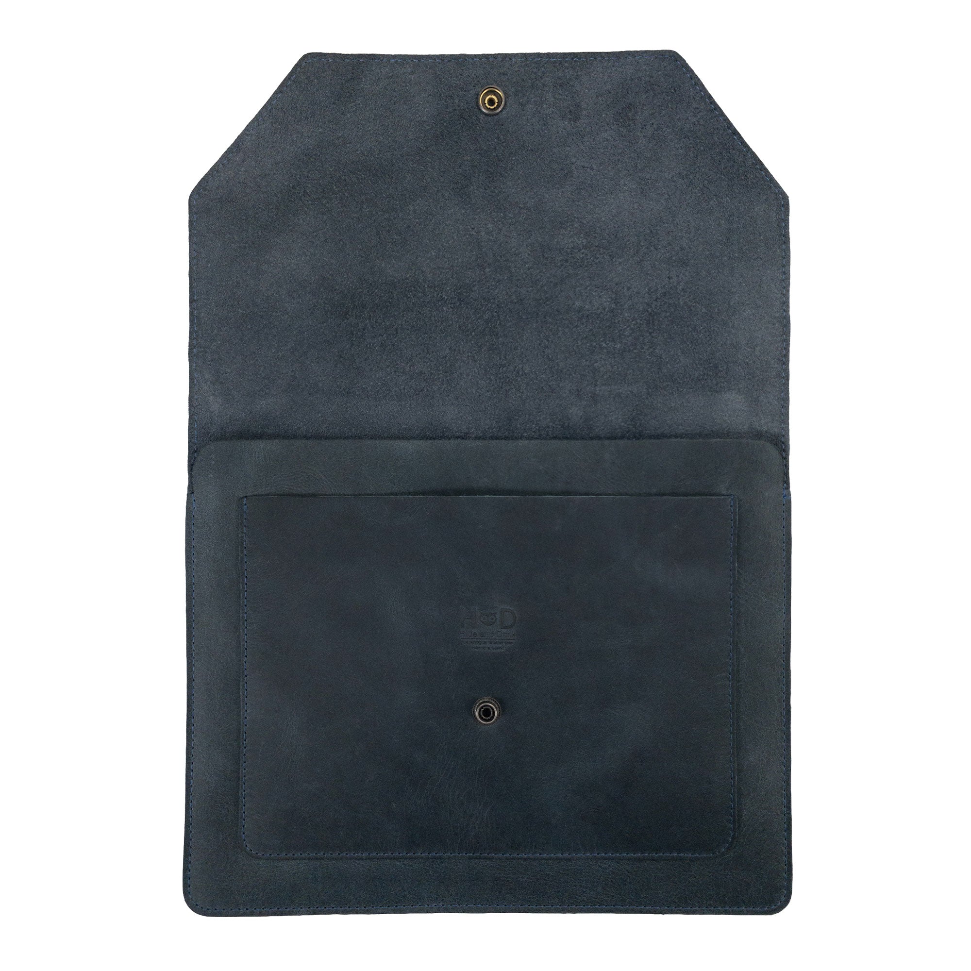 Hide & Drink's Slim Portfolio in blue with items displayed, highlighting its functionality. This handmade Flat Messenger Case serves as a Full Grain Leather Narrow Document Holder, perfect for your office accessories, crafted in La Antigua Guatemala & Oaxaca Mexico.