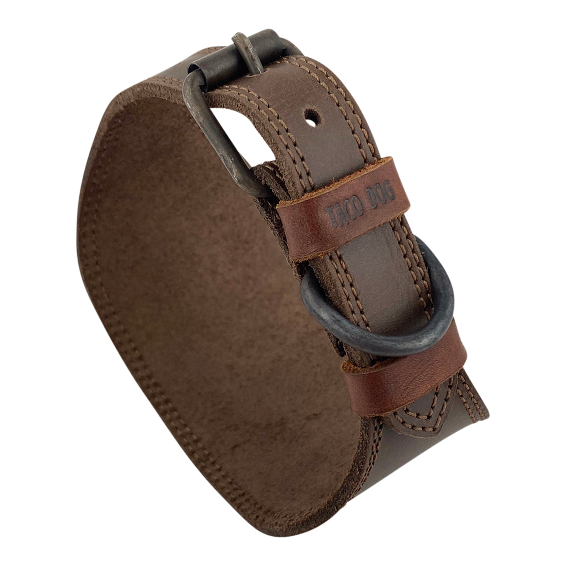 A detailed view of the fastening mechanism of a Sighthound Dog Collar by Taco Dog, showcasing the sturdy buckle latch. This collar is handmade in La Antigua Guatemala, ensuring a blend of comfort and durability for your furry friend.