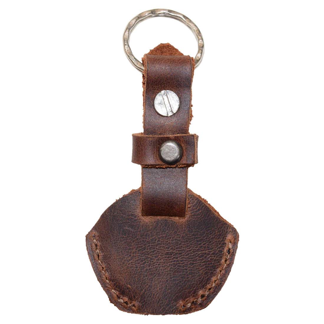 Hide & Drink Single Key Sleeve, featuring a sleek design with a practical key ring holder. Crafted from full grain leather, this artisan piece embodies the spirit of handmade quality from La Antigua Guatemala and Oaxaca Mexico.