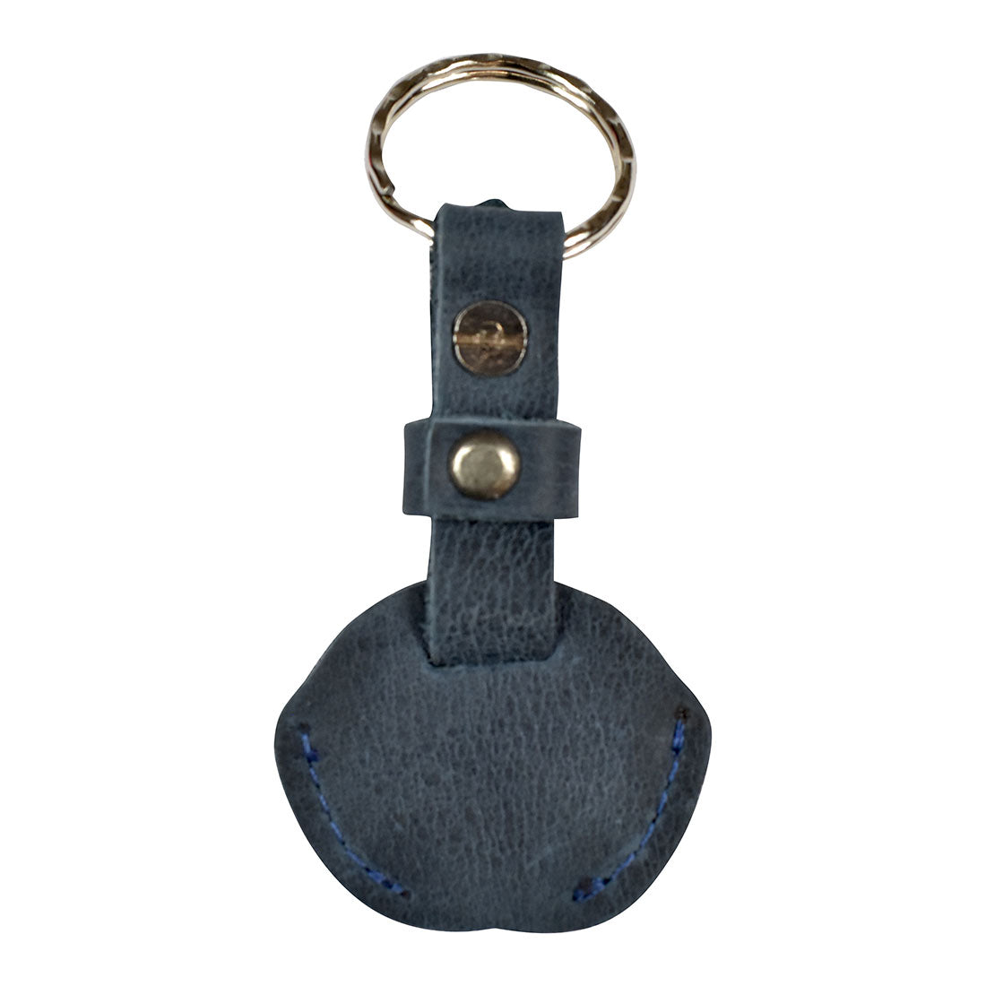 Hide & Drink Single Key Sleeve, a beautifully designed key ring holder with vintage charm. Handmade from durable full grain leather, this artisan product comes from small batch production in La Antigua Guatemala.