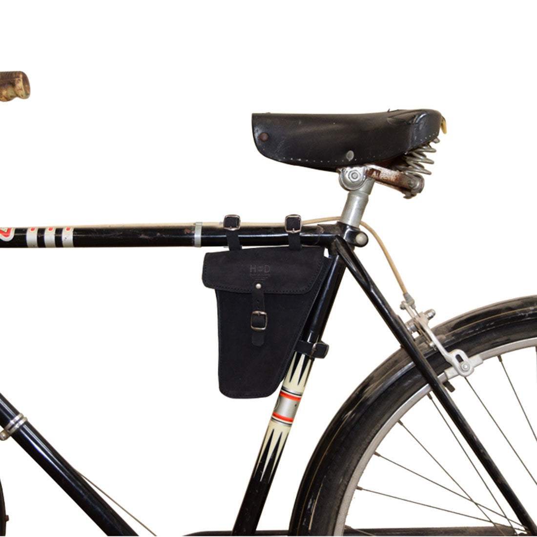 Bicycle outfitted with Hide & Drink’s Triangular Frame Bag in black. This Full Grain Leather bag is ideal for storing bike repair tools and is a stylish accessory for all bikers, handcrafted in La Antigua Guatemala & Oaxaca Mexico.